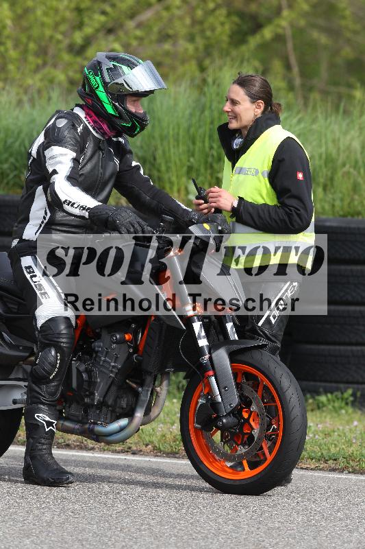 Archiv-2025/10 23.04.2025 Cornu Master School ADR/rot-rouge/46